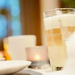 Arthotel Ambassador - Free Parking