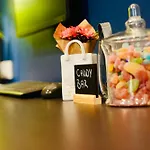 Arthotel Ambassador - Free Parking Hotel