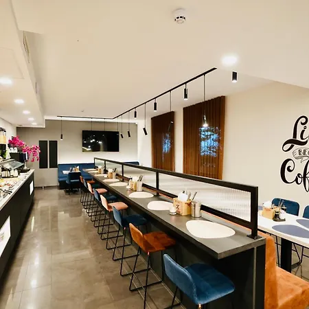 Arthotel Ambassador - Free Parking 3*