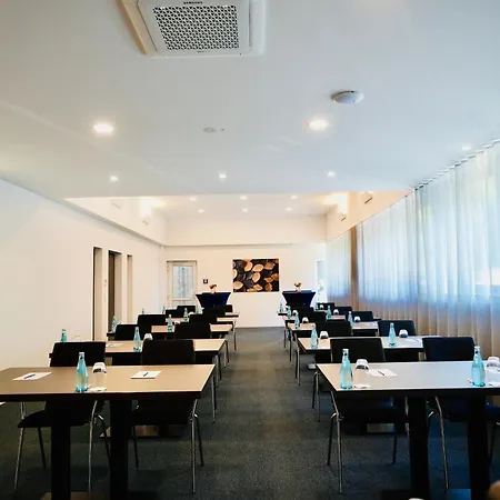Ξενοδοχείο Arthotel Ambassador - Free Parking Βιζμπάντεν