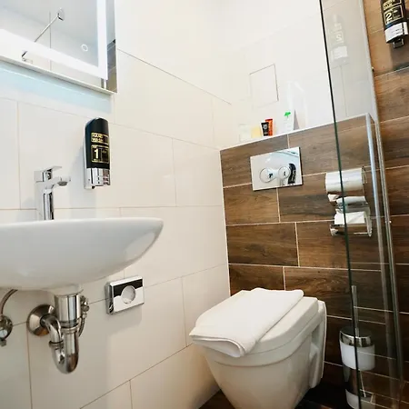 Hotel Arthotel Ambassador - Free Parking Wiesbaden