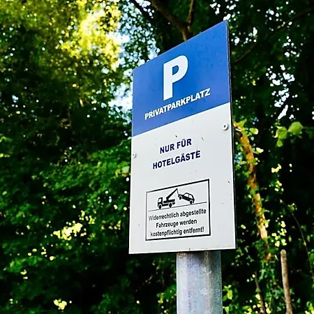 Arthotel Ambassador - Free Parking 3*