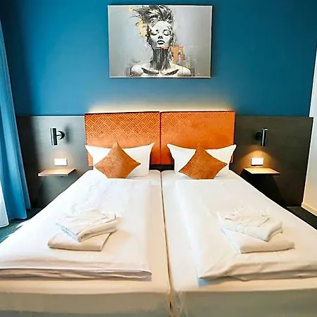 Arthotel Ambassador - Free Parking Hotel