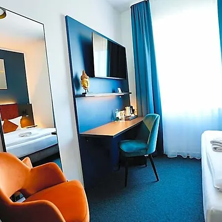 Arthotel Ambassador - Free Parking Hotel