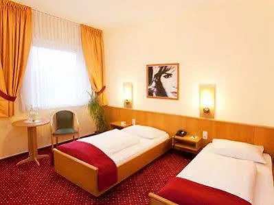 Arthotel Ambassador - Free Parking 호텔 3*