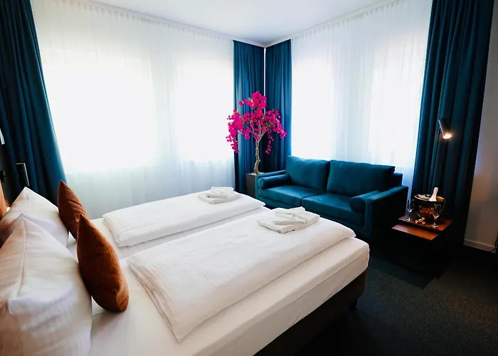 酒店 Arthotel Ambassador - Free Parking 3*