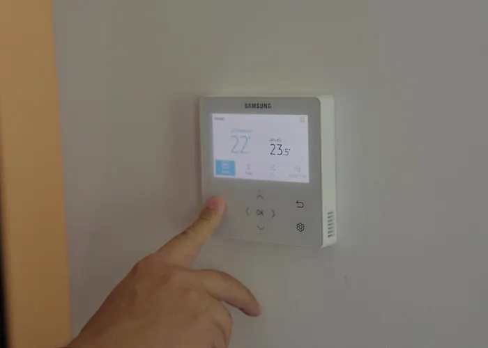 Arthotel Ambassador - Free Parking