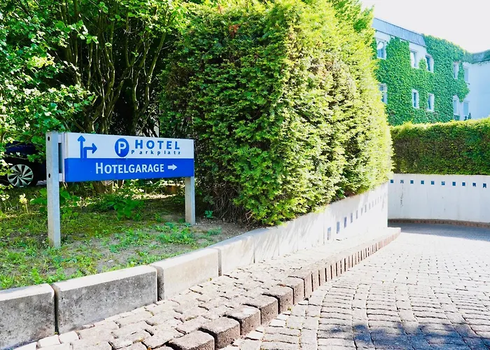 Arthotel Ambassador - Free Parking