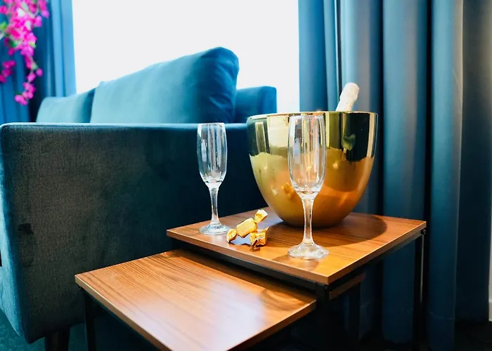 Arthotel Ambassador - Free Parking 酒店 威斯巴登