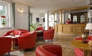 酒店 Arthotel Ambassador - Free Parking 威斯巴登