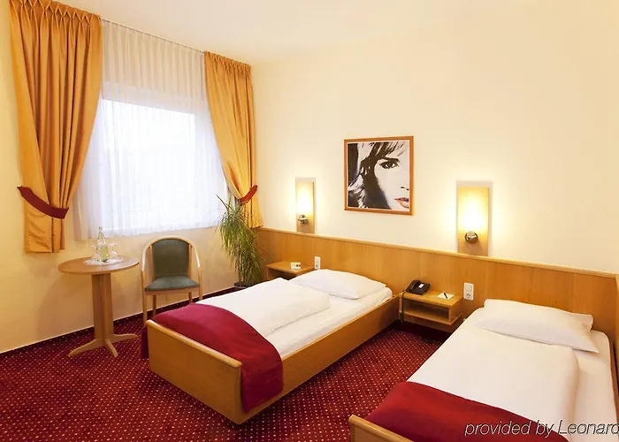 酒店 Arthotel Ambassador - Free Parking 威斯巴登