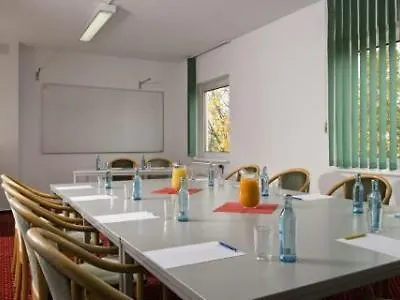 Arthotel Ambassador - Free Parking 威斯巴登