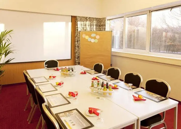 酒店 Arthotel Ambassador - Free Parking 威斯巴登