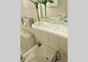 酒店 Arthotel Ambassador - Free Parking 3*